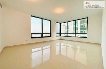 Apartment - 1 Bedroom - 2 Bathrooms for rent in Hamdan Street - Abu Dhabi