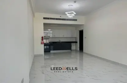 Apartment - 2 Bedrooms - 2 Bathrooms for rent in Golden Wood Views 1 - Jumeirah Village Triangle - Dubai