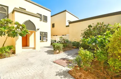 Villa - 3 Bedrooms - 4 Bathrooms for rent in Regional - Jumeirah Park - Dubai