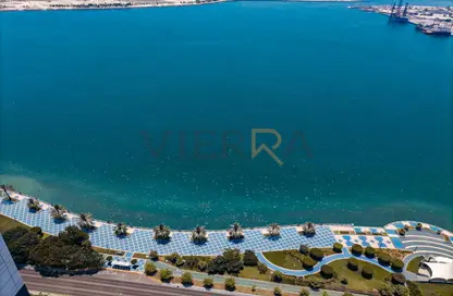 Apartment - 3 Bedrooms - 5 Bathrooms for rent in Al Reef Tower - Corniche Road - Abu Dhabi