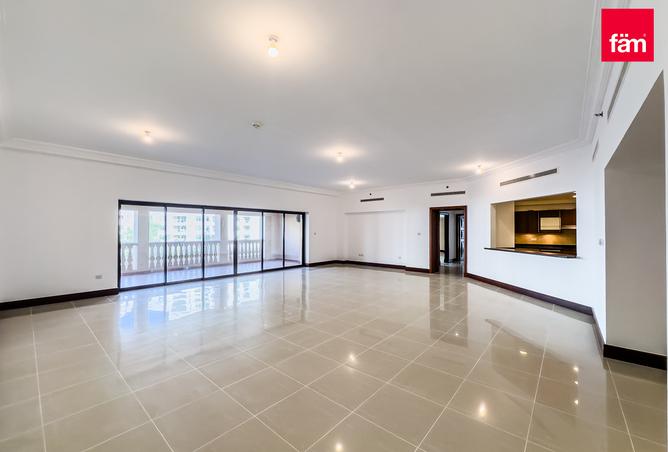 Apartment - 3 Bedrooms - 3 Bathrooms for rent in Golden Mile 9 - Golden Mile - Palm Jumeirah - Dubai