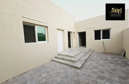 Villa - 4 Bedrooms - 3 Bathrooms for rent in Dasman - Halwan - Sharjah