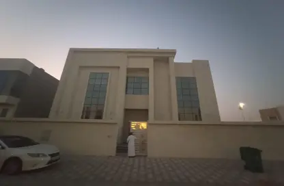 Villa - 5 Bedrooms - 7 Bathrooms for rent in Al Zaheya Gardens - Al Zahya - Ajman