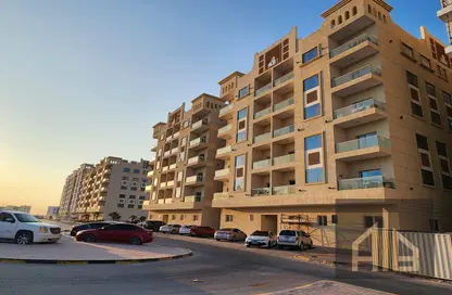 Apartment - 1 Bathroom for sale in Emirates City - Ajman