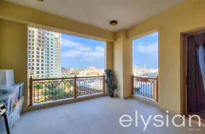 Apartment - 2 Bedrooms - 3 Bathrooms for sale in Marina Residences 5 - Marina Residences - Palm Jumeirah - Dubai