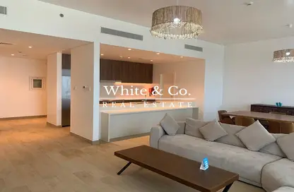 Apartment - 3 Bedrooms - 4 Bathrooms for rent in La Cote Building 5 - Jumeirah 1 - Jumeirah - Dubai