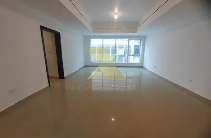 Apartment - 2 Bedrooms - 2 Bathrooms for rent in Sama Tower - Electra Street - Abu Dhabi