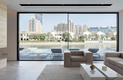 Villa - 5 Bedrooms - 6 Bathrooms for sale in Garden Homes Frond O - Garden Homes - Palm Jumeirah - Dubai