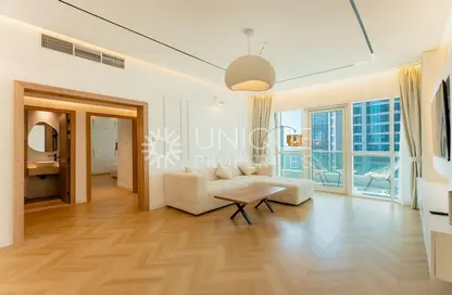 Apartment - 1 Bedroom - 2 Bathrooms for sale in Marina Pinnacle - Dubai Marina - Dubai