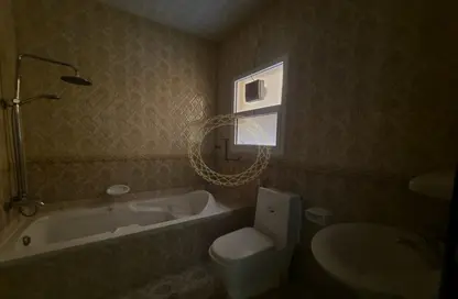 شقة - 3 غرف نوم - 3 حمامات للايجار في شبانة عشارج - اشارج - العين