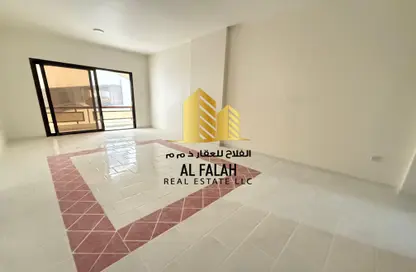 Apartment - 2 Bedrooms - 1 Bathroom for rent in Jamal Abdul Nasser Street - Al Majaz - Sharjah