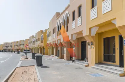 Villa - 2 Bedrooms - 3 Bathrooms for rent in Zone 8 - Hydra Village - Abu Dhabi