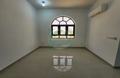 Apartment - 1 Bathroom for rent in Shakhbout City - Abu Dhabi