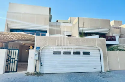 Villa - 5 Bedrooms - 6 Bathrooms for rent in Tourist Club Area - Abu Dhabi