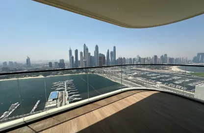 Apartment - 4 Bedrooms - 4 Bathrooms for rent in Marina Vista - EMAAR Beachfront - Dubai Harbour - Dubai