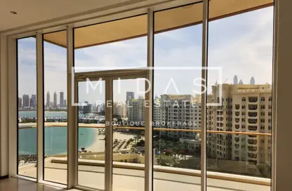 Apartment - 2 Bedrooms - 3 Bathrooms for rent in Sapphire - Tiara Residences - Palm Jumeirah - Dubai