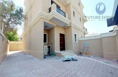 Villa - 4 Bedrooms - 6 Bathrooms for rent in Mirdif - Dubai