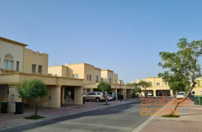 Villa - 3 Bedrooms - 4 Bathrooms for sale in Springs 8 - The Springs - Dubai