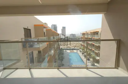 Apartment - 1 Bedroom - 2 Bathrooms for rent in Binghatti Rose - Jumeirah Village Circle - Dubai