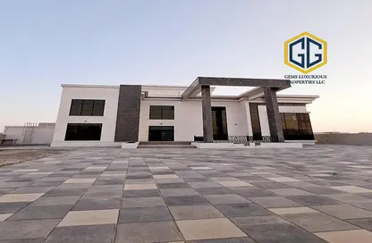 Villa - 5 Bedrooms - 6 Bathrooms for rent in Al Aweer 1 - Al Aweer - Dubai