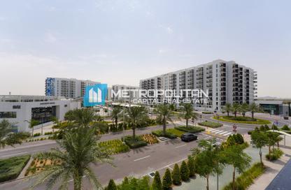 Apartment - 1 Bedroom - 1 Bathroom for sale in Waters Edge - Yas Island - Abu Dhabi