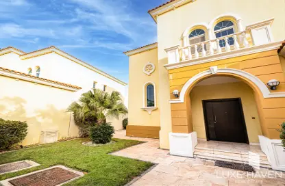 Villa - 3 Bedrooms - 4 Bathrooms for rent in Legacy - Jumeirah Park - Dubai