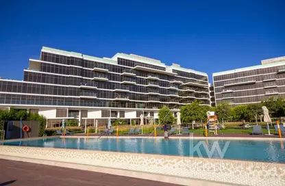 Apartment - 2 Bedrooms - 3 Bathrooms for sale in The 8 - The Crescent - Palm Jumeirah - Dubai