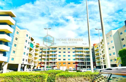 Apartment - 1 Bedroom - 2 Bathrooms for rent in Tower 1 - Al Reef Downtown - Al Reef - Abu Dhabi