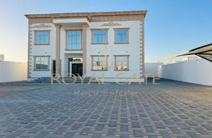 Villa - 6 Bedrooms - 7 Bathrooms for rent in Madinat Al Riyad - Abu Dhabi