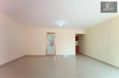 Apartment - 1 Bathroom for rent in Mohammed Villas 6 - Mohamed Bin Zayed City - Abu Dhabi