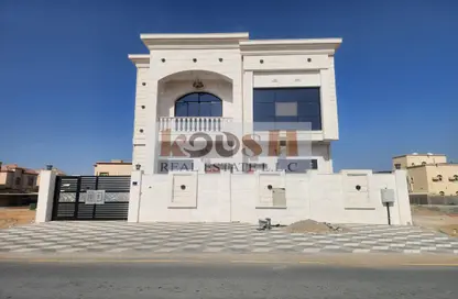 Villa - 4 Bedrooms - 7 Bathrooms for sale in Al Yasmeen 1 - Al Yasmeen - Ajman