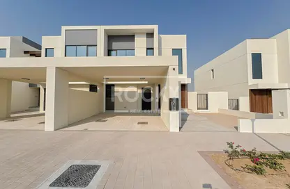 Villa - 4 Bedrooms - 4 Bathrooms for sale in Shams Townhouses - Town Square - Dubai