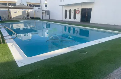 Compound - 4 Bedrooms - 5 Bathrooms for rent in Al Musalla Area - Al Karamah - Abu Dhabi