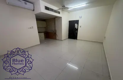 Apartment - 1 Bathroom for rent in Suroor 511 - Muwaileh - Sharjah