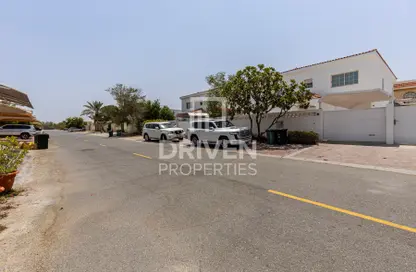 Villa - 5 Bedrooms - 3 Bathrooms for rent in Al Safa 2 Villas - Al Safa 2 - Al Safa - Dubai