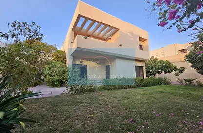 Villa - 5 Bedrooms - 7 Bathrooms for rent in Al Safa 2 Villas - Al Safa 2 - Al Safa - Dubai