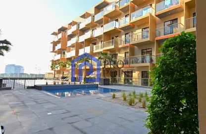 Apartment - 1 Bedroom - 2 Bathrooms for rent in Binghatti Rose - Jumeirah Village Circle - Dubai