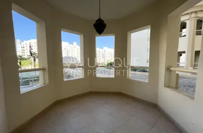 Apartment - 2 Bedrooms - 3 Bathrooms for rent in Abu Keibal - Shoreline Apartments - Palm Jumeirah - Dubai