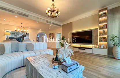 Apartment - 2 Bedrooms - 3 Bathrooms for sale in Al Shahla - Shoreline Apartments - Palm Jumeirah - Dubai