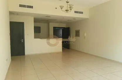 Apartment - 1 Bedroom - 2 Bathrooms for rent in Farah Tower 1 - Queue Point - Dubai Land - Dubai