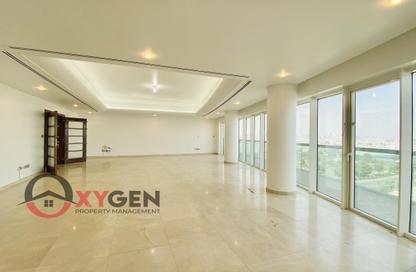 Apartment - 2 Bedrooms - 3 Bathrooms for rent in Crescent Tower 1 - Crescent Towers - Al Khalidiya - Abu Dhabi