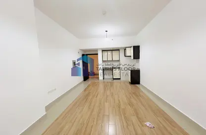 Apartment - Studio - 1 Bathroom for rent in Al Nahda Building - Al Nahda 1 - Al Nahda - Dubai