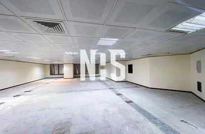 Office Space - Studio - 3 Bathrooms for rent in City Center Building - Hamdan Street - Abu Dhabi