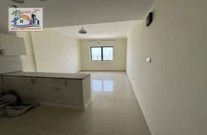 Apartment - 1 Bathroom for rent in Al Naemiya Tower 2 - Al Naemiya Towers - Al Nuaimiya - Ajman