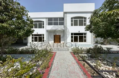 Villa - 4 Bedrooms - 4 Bathrooms for rent in Al Barsha 3 - Al Barsha - Dubai