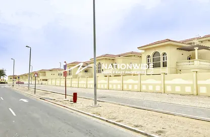 Villa - 3 Bedrooms - 6 Bathrooms for rent in Bawabat Al Sharq - Baniyas East - Baniyas - Abu Dhabi