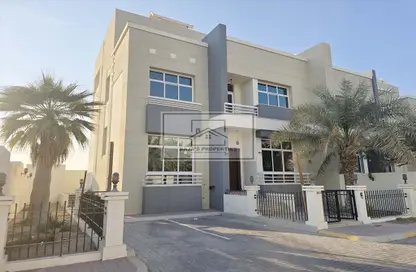 Compound - 4 Bedrooms - 6 Bathrooms for sale in Mohamed Bin Zayed City - Abu Dhabi