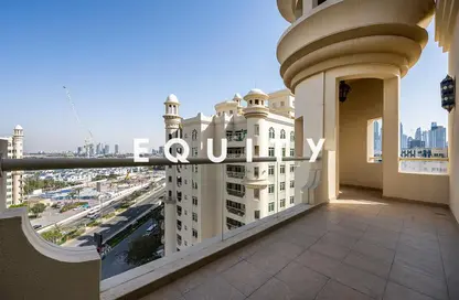 Apartment - 3 Bedrooms - 3 Bathrooms for rent in Al Sarrood - Shoreline Apartments - Palm Jumeirah - Dubai