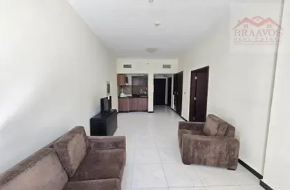 Apartment - 1 Bedroom - 2 Bathrooms for rent in Kensington Manor - Jumeirah Village Circle - Dubai