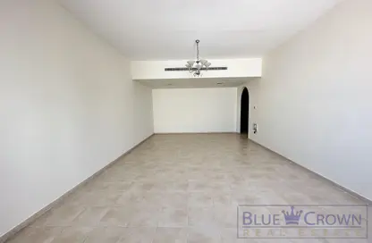 Apartment - 2 Bedrooms - 3 Bathrooms for rent in Al Raffa - Bur Dubai - Dubai